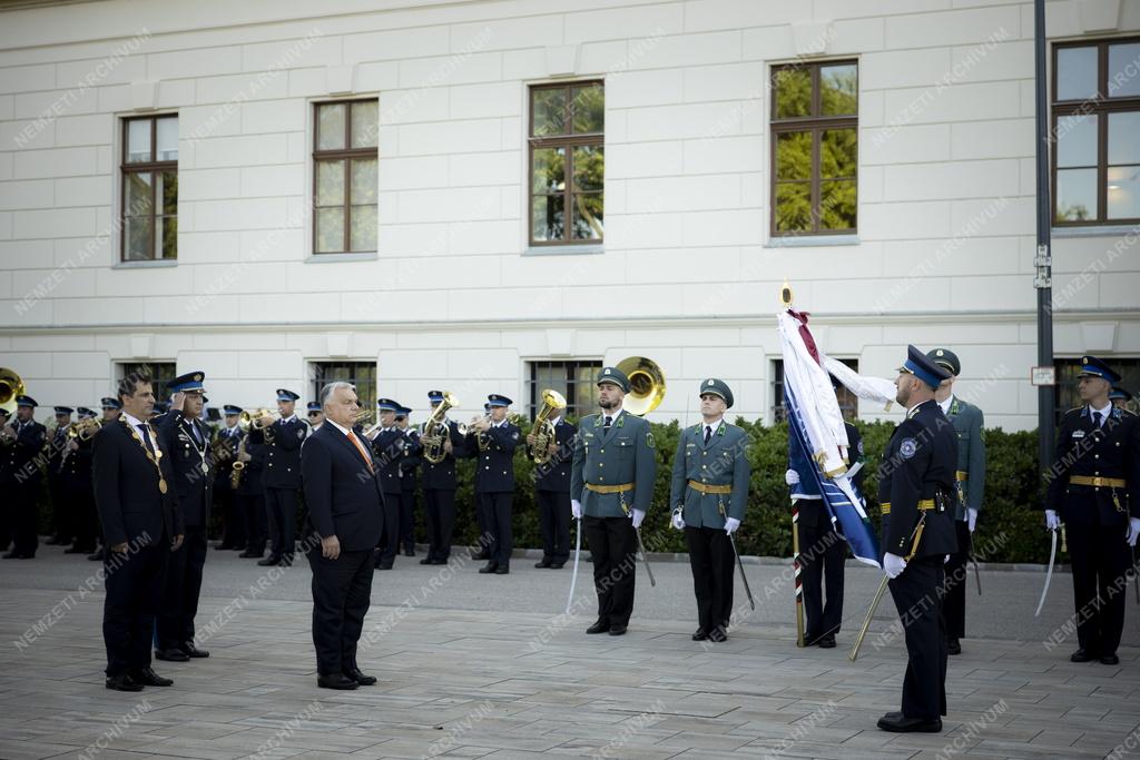 A Nemzeti Közszolgálati Egyetem Rendészettudományi Karának és Katasztrófavédelmi Intézetének tisztavatója