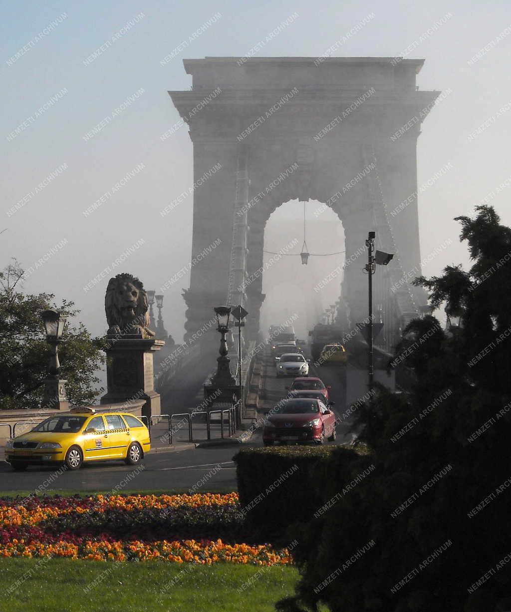 Időjárás - Budapest - Köd a Lánchídnál