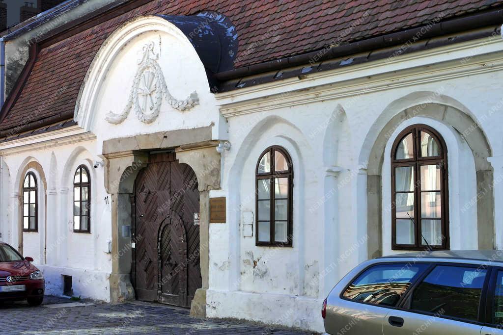 Városkép - Székesfehérvár - Az Istenszemes-ház