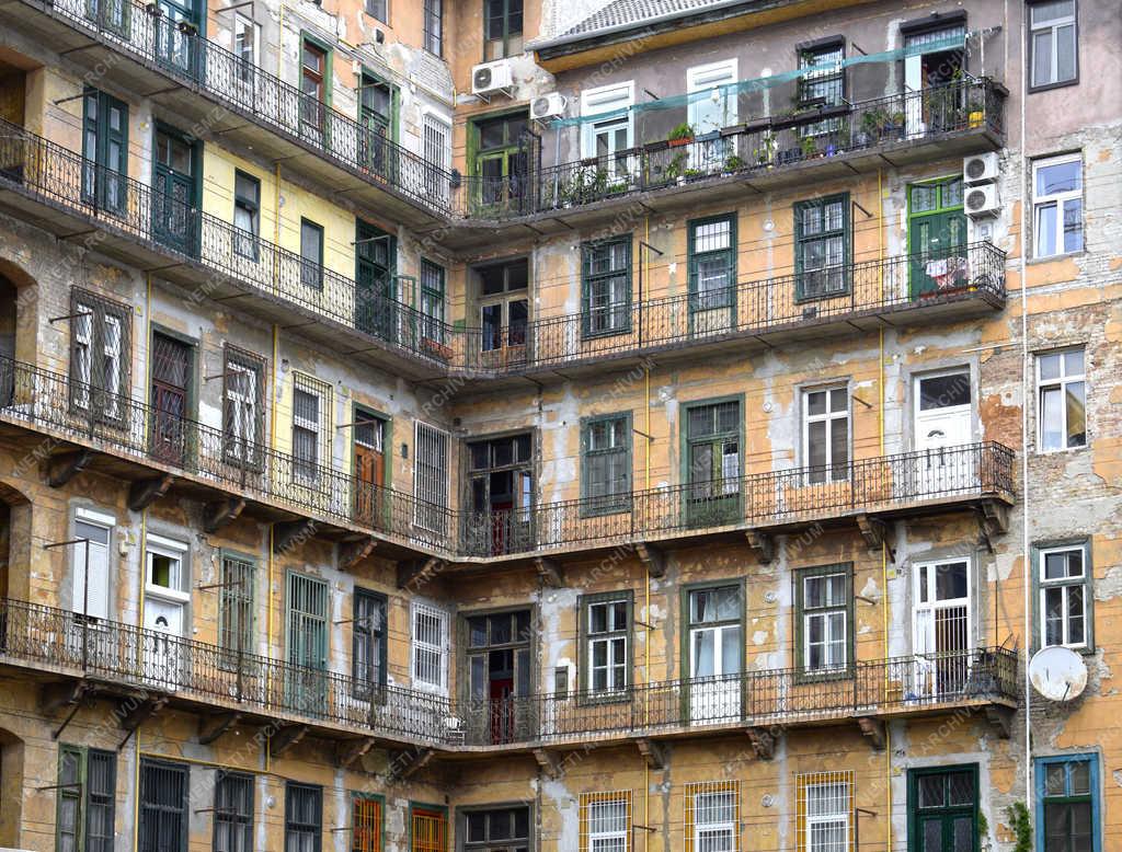 Épületfotó - Budapest - Üllői út 89a