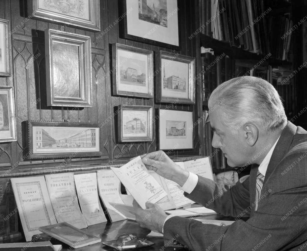 Magángyűjtemény - Berczy Géza színháztörténeti emlékgyűjtemény