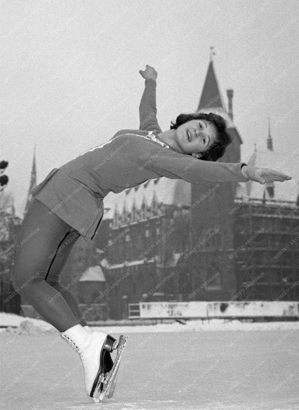 Sport - Műkorcsolya - Csordás Mária és Kondi László 