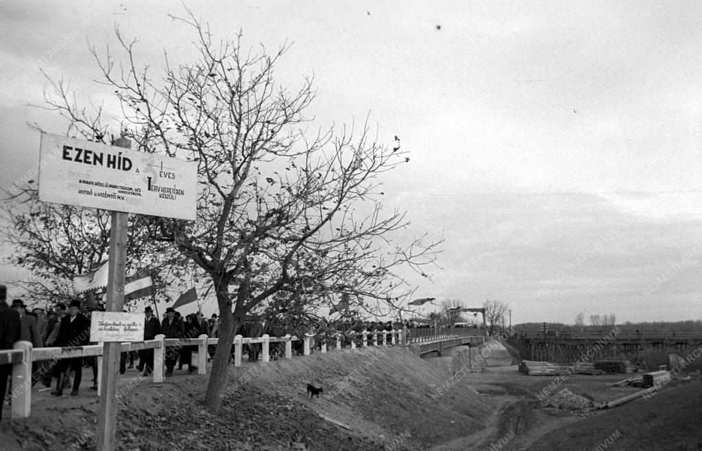 Építőipar - A vásárosnaményi hid újjáépítése