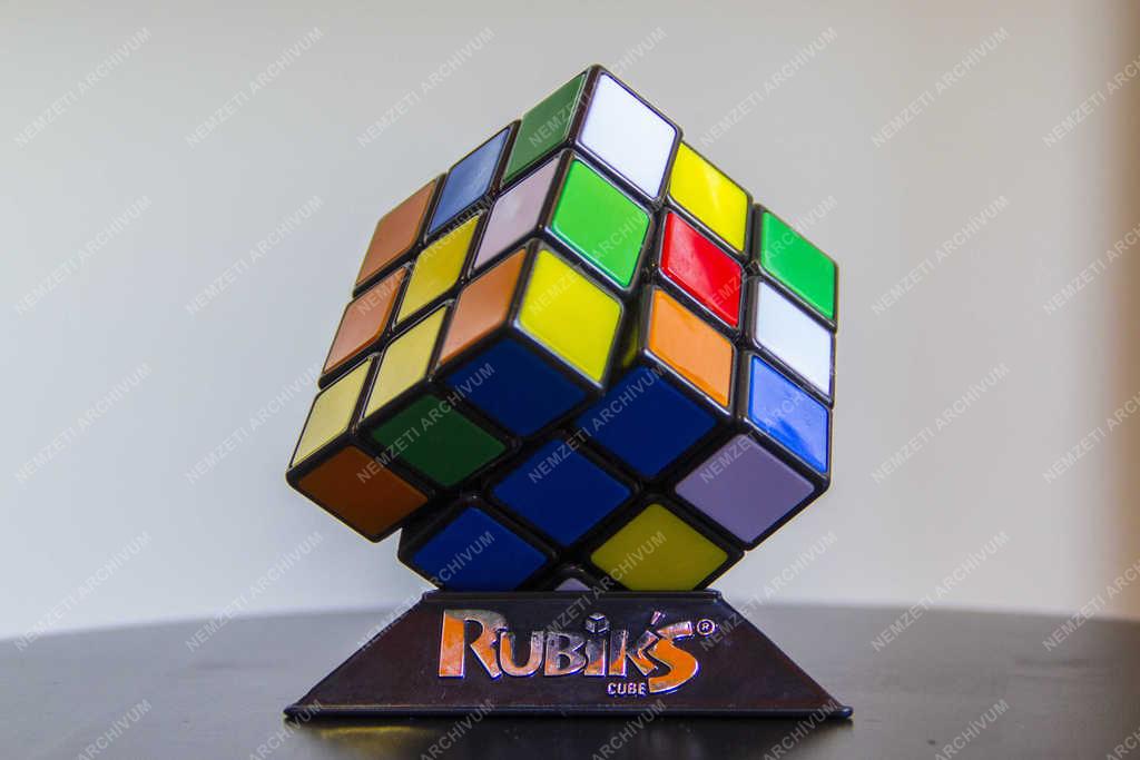Évforduló - Budapest - 45 éves a Rubik-kocka