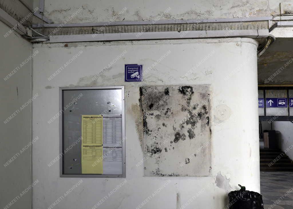 Közlekedés - Kőbánya alsó vasúti megállóhely