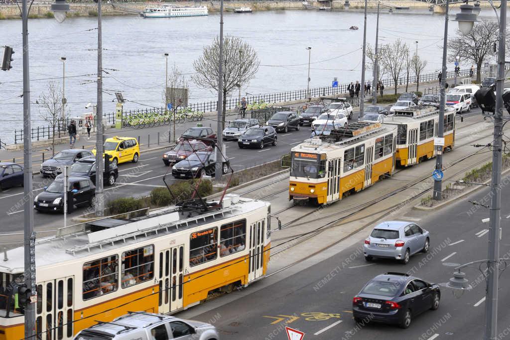 Közlekedés - Budapest - Szent Gellért tér 