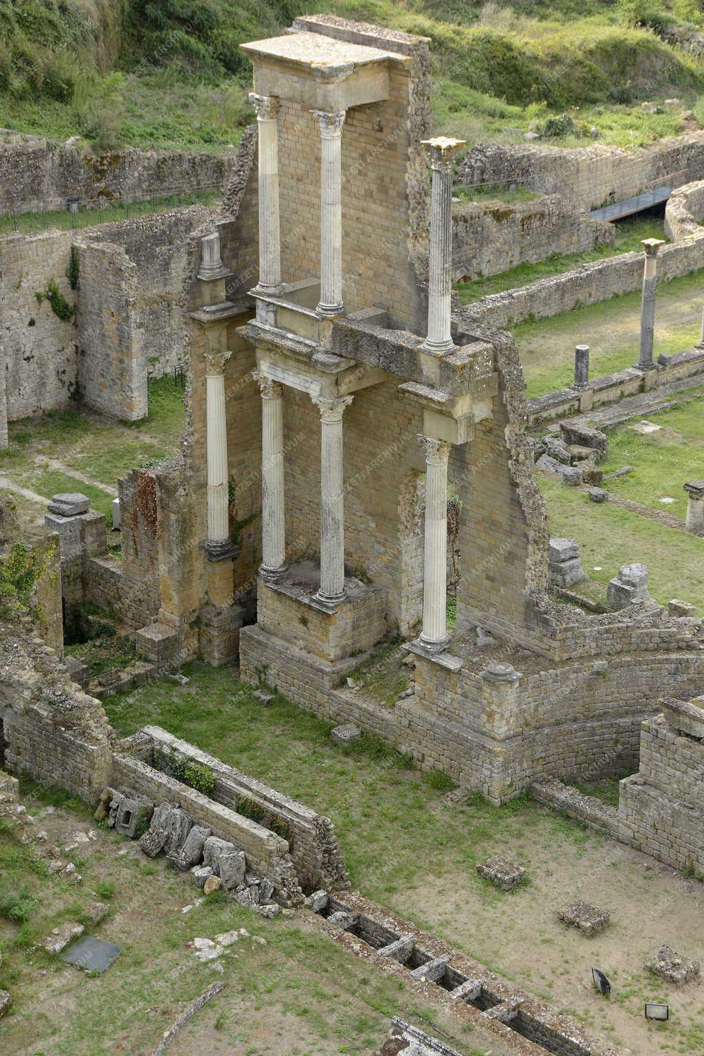 Épület - Volterra - Római-kori színház maradványa