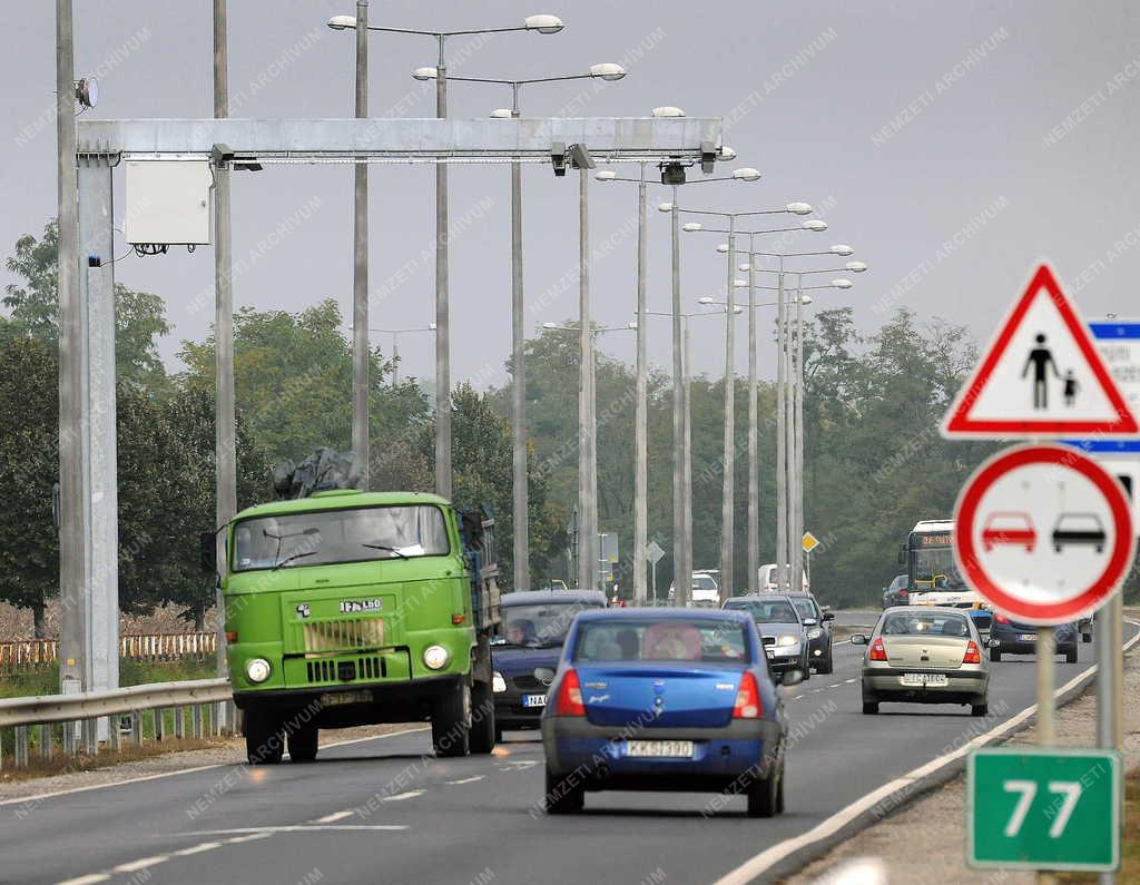 Közlekedés - Debrecen - Telepített traffipax 