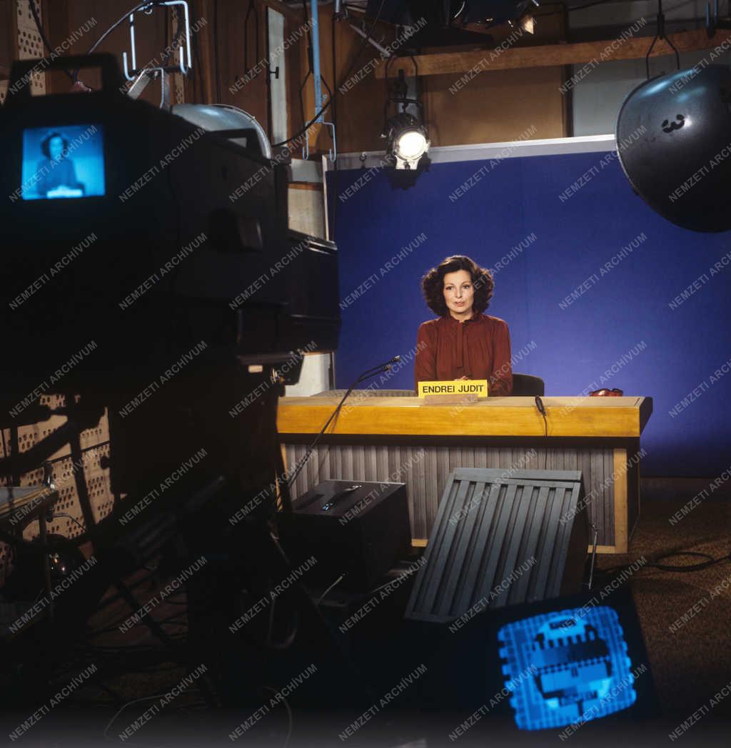 Média - Televízió - Endrei Judit, a Magyar Televízió bemondója