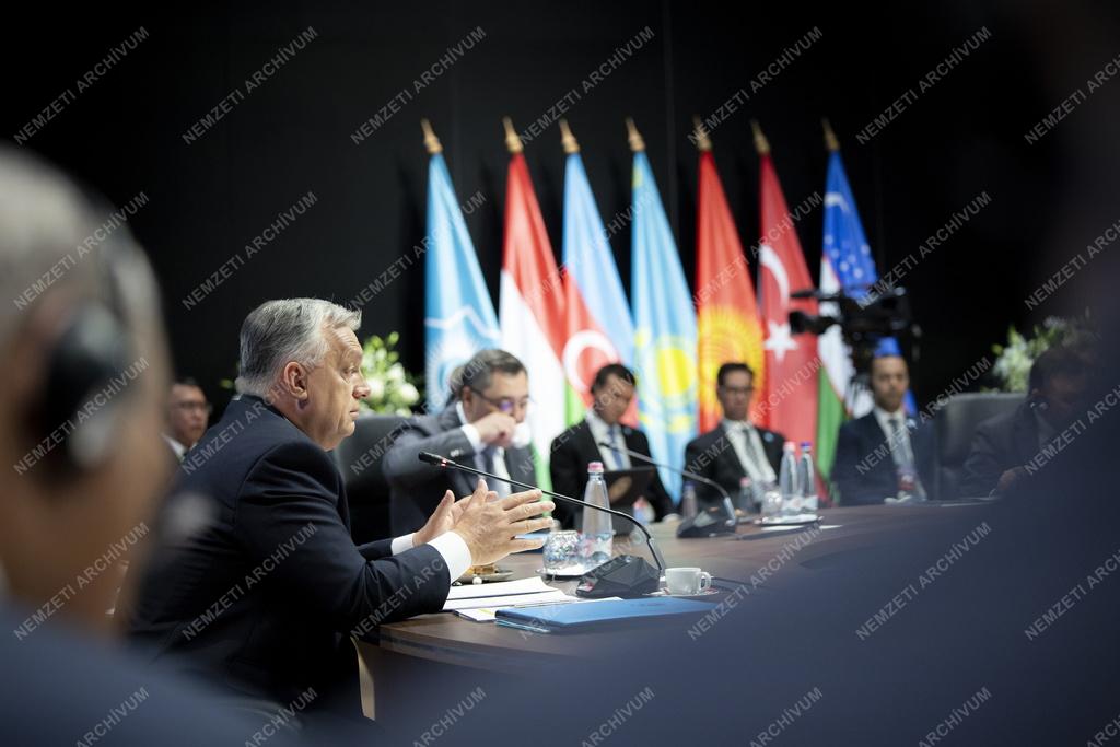 A Türk Államok Szervezetének informális csúcstalálkozója Budapesten