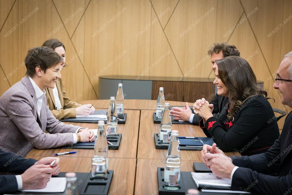 A Berlini folyamat csúcstalálkozója Albániában