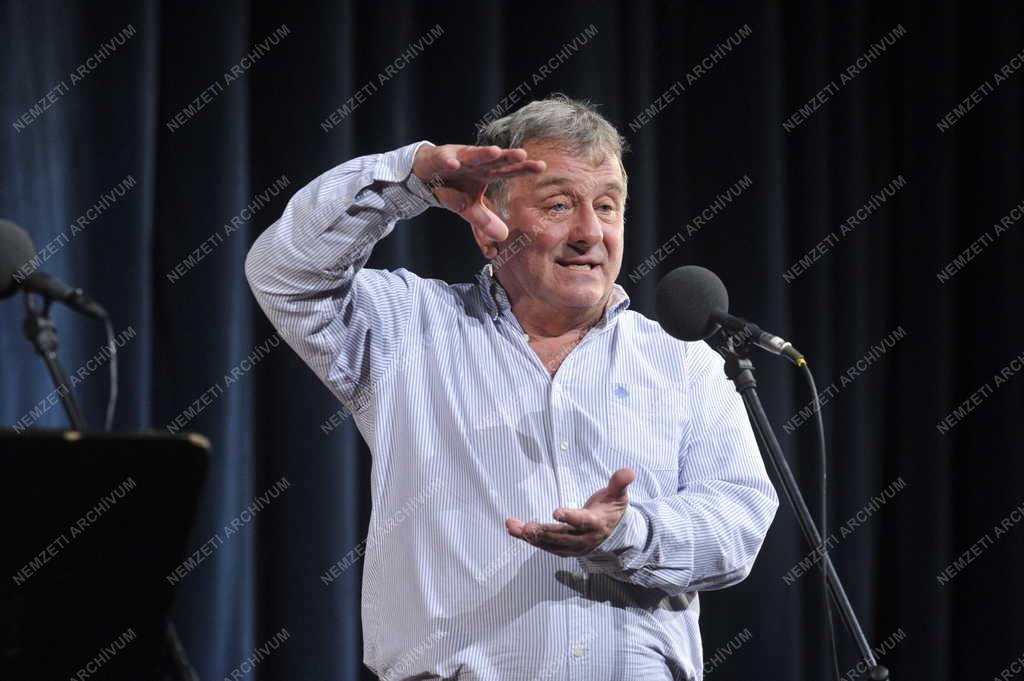 Rádió - Rádiókabaré felvétele - Fábry Sándor