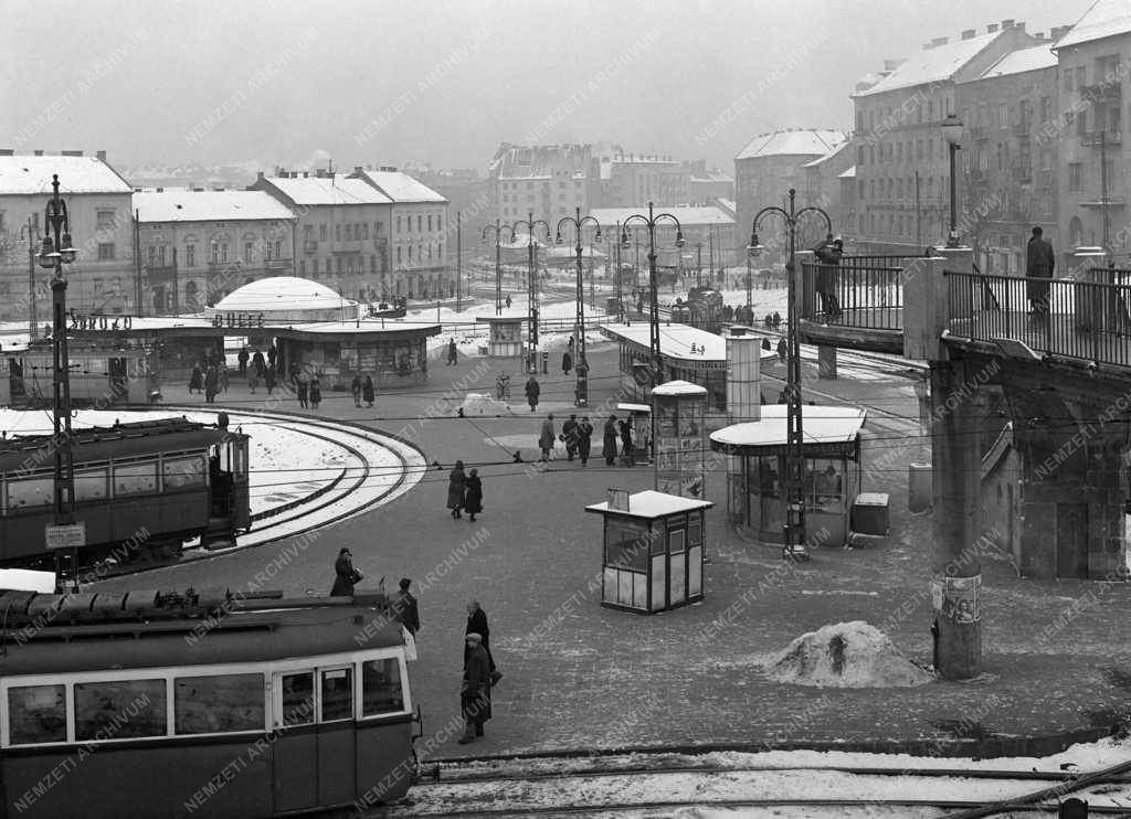 Városkép - Életkép - A Moszkva tér télen