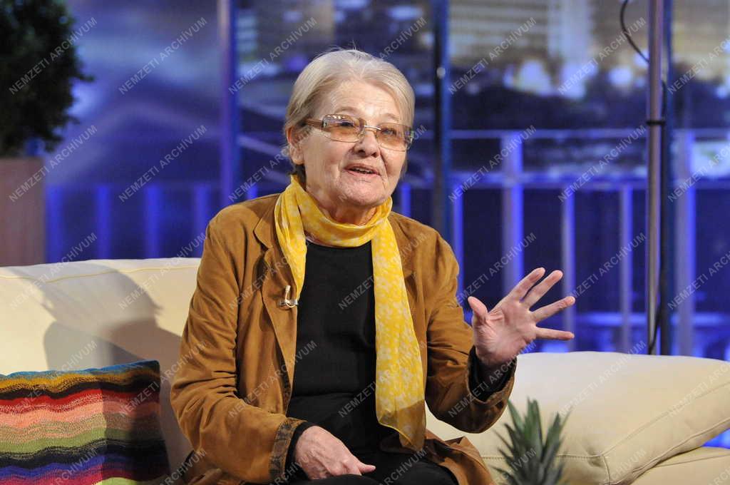 Kultúra - Televízió - DTK - D. Tóth Kriszta Show