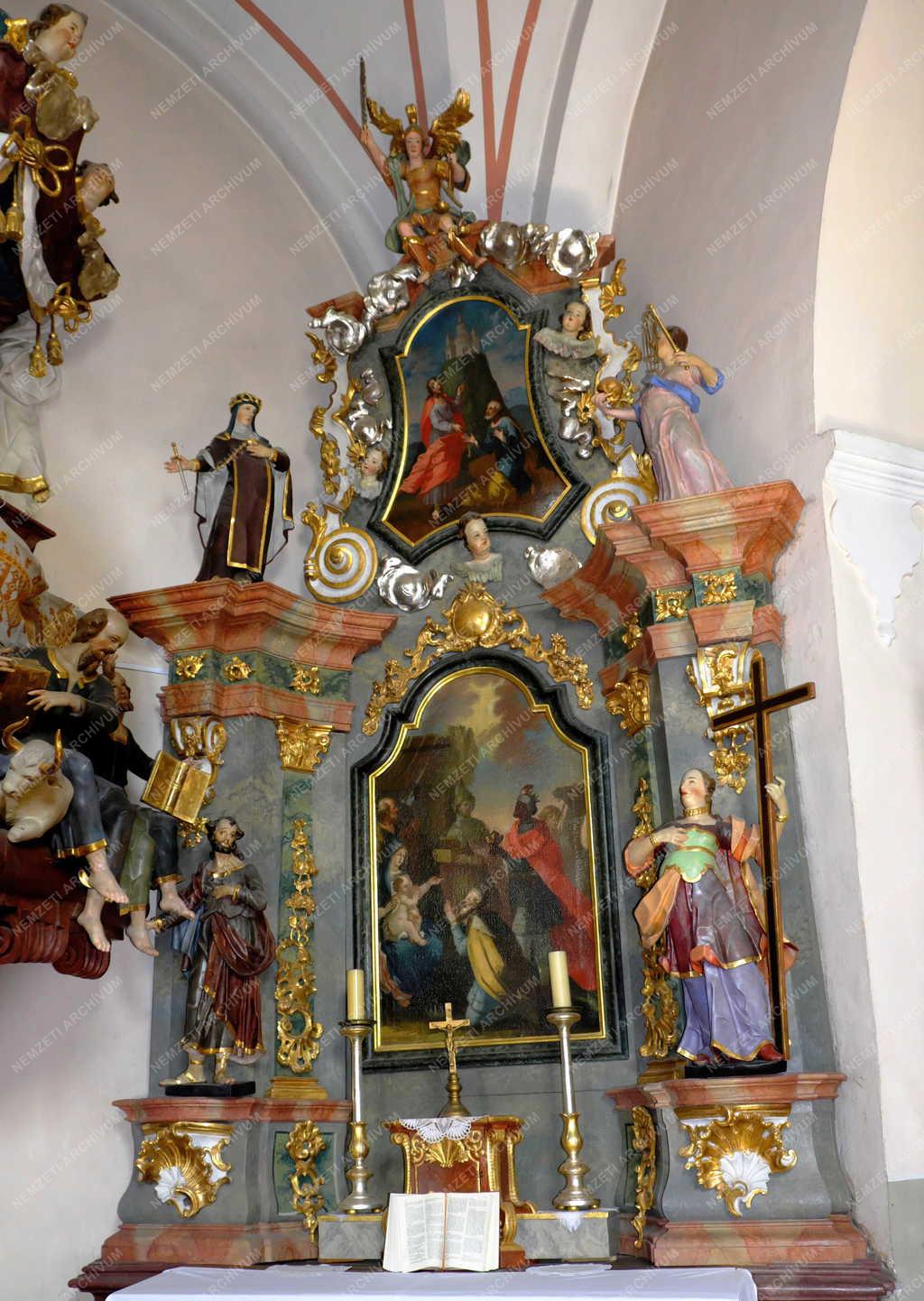 Egyházi épület - Szentendre - Keresztelő Szent János plébániatemplom