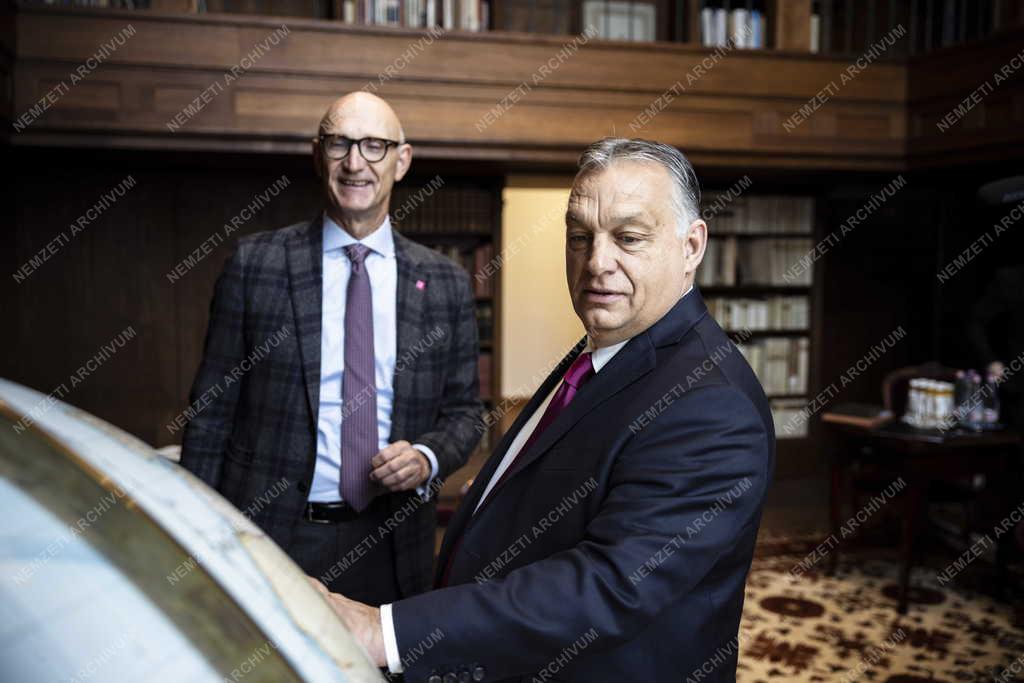 Orbán Viktor fogadta a Deutsche Telekom vezérigazgatóját