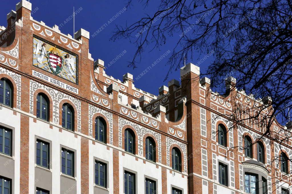 Városkép - Budapest- A megújult egykori Postapalota