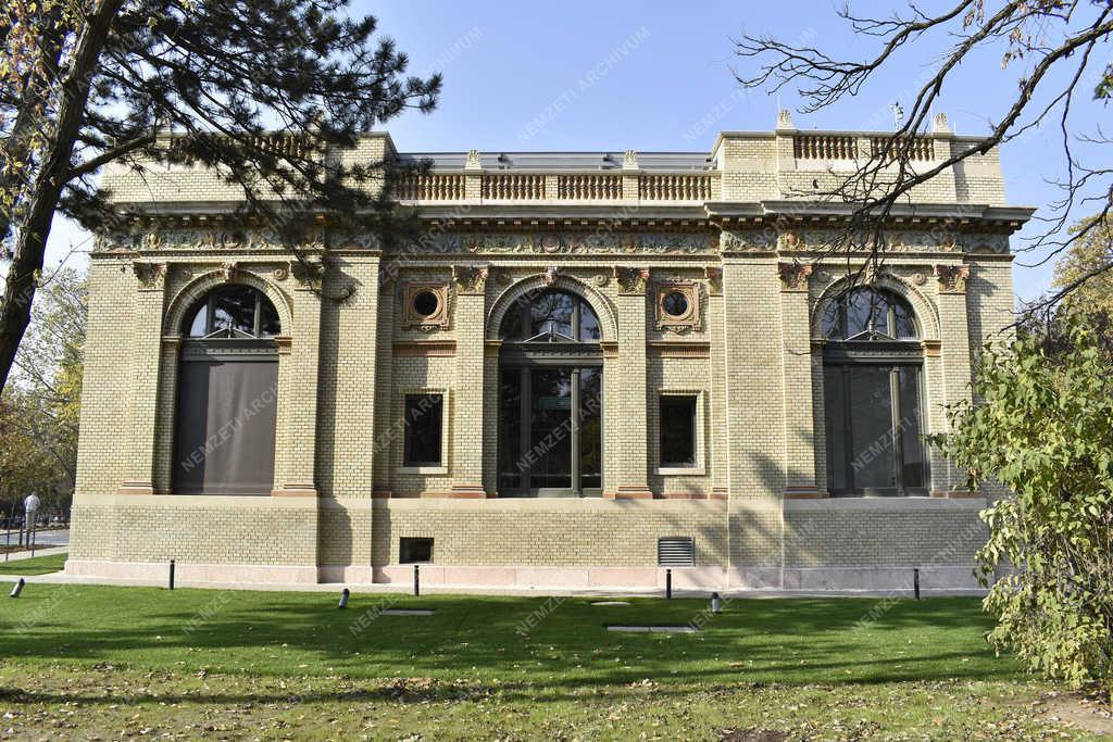 Városkép - Budapest - Millenium Háza