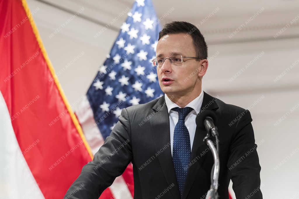 Szijjártó Péter New Yorkban