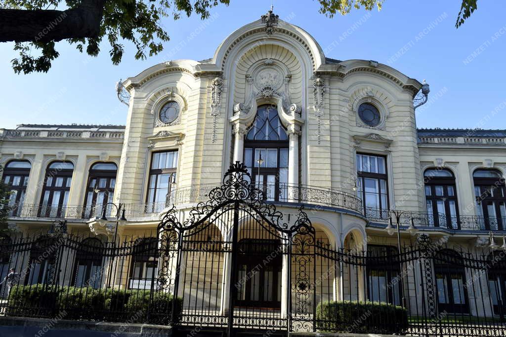 Városkép - Budapest - Stefánia Palota és Honvéd Kulturális Központ 