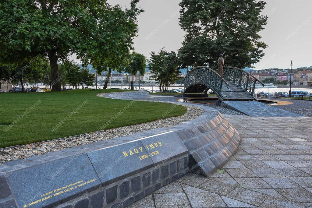 Köztéri szobor - Budapest - Nagy Imre