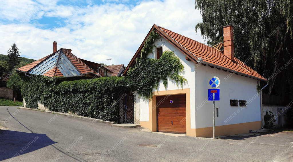Városkép - Tokaj - Felújított lakóház