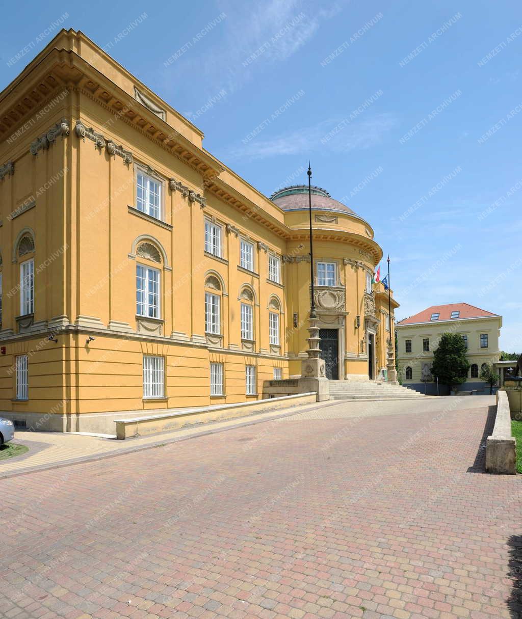 Városkép - Déri Múzeum