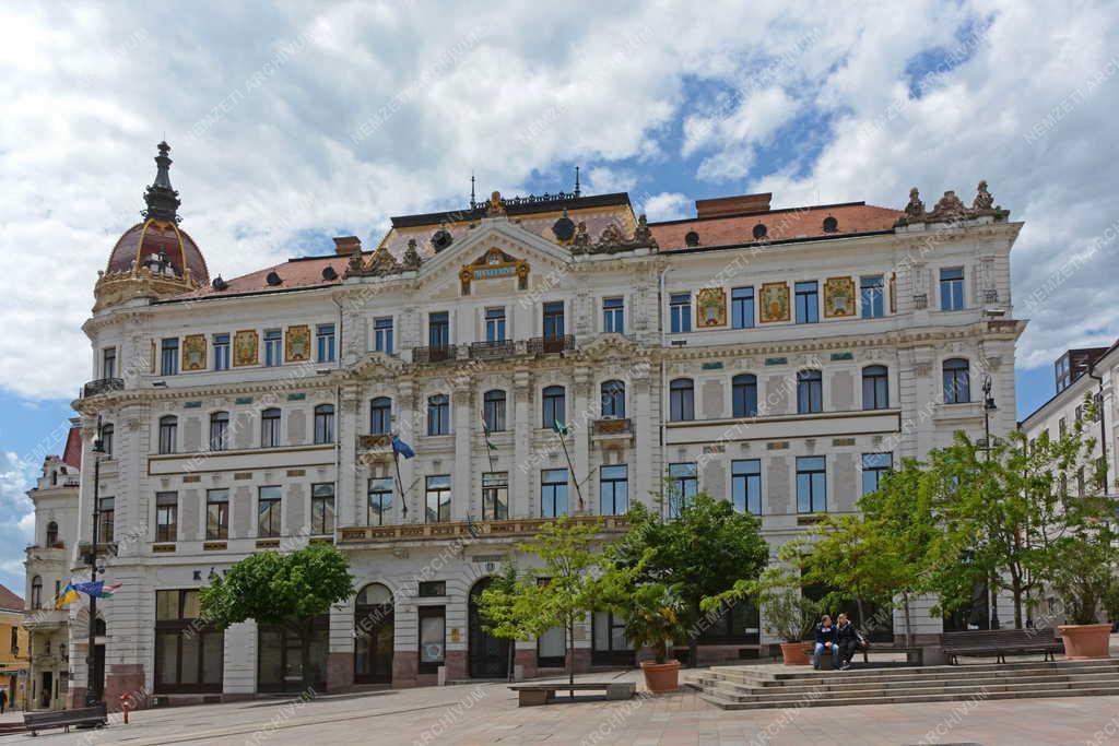 Városkép - Pécs - Baranya megyei Önkormányzat