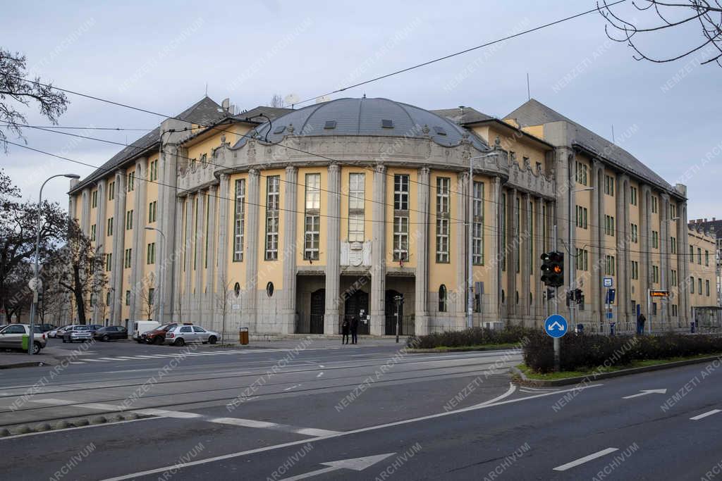Oktatás - Budapest - Szent László Gimnázium