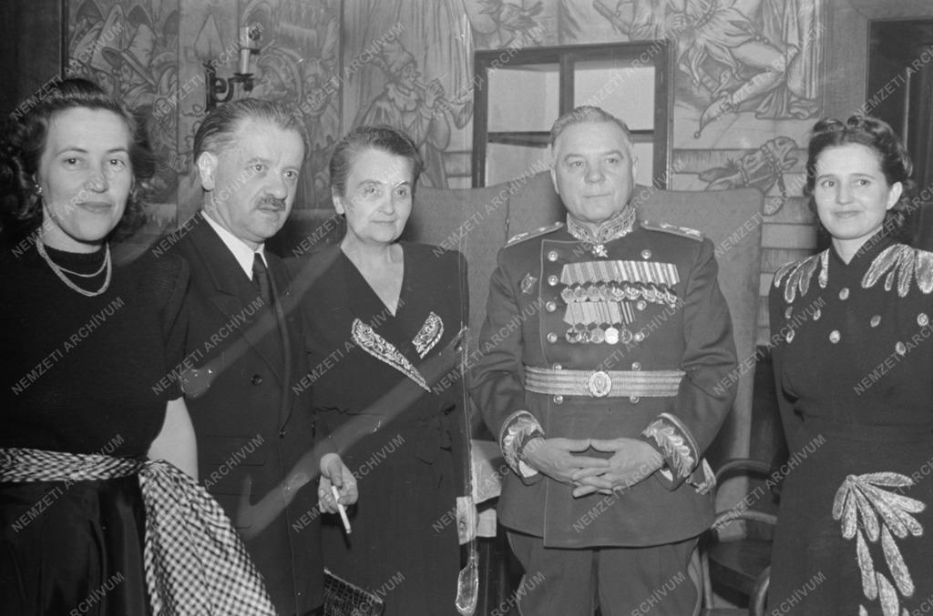 Vacsora Vorosilov Marsallnál