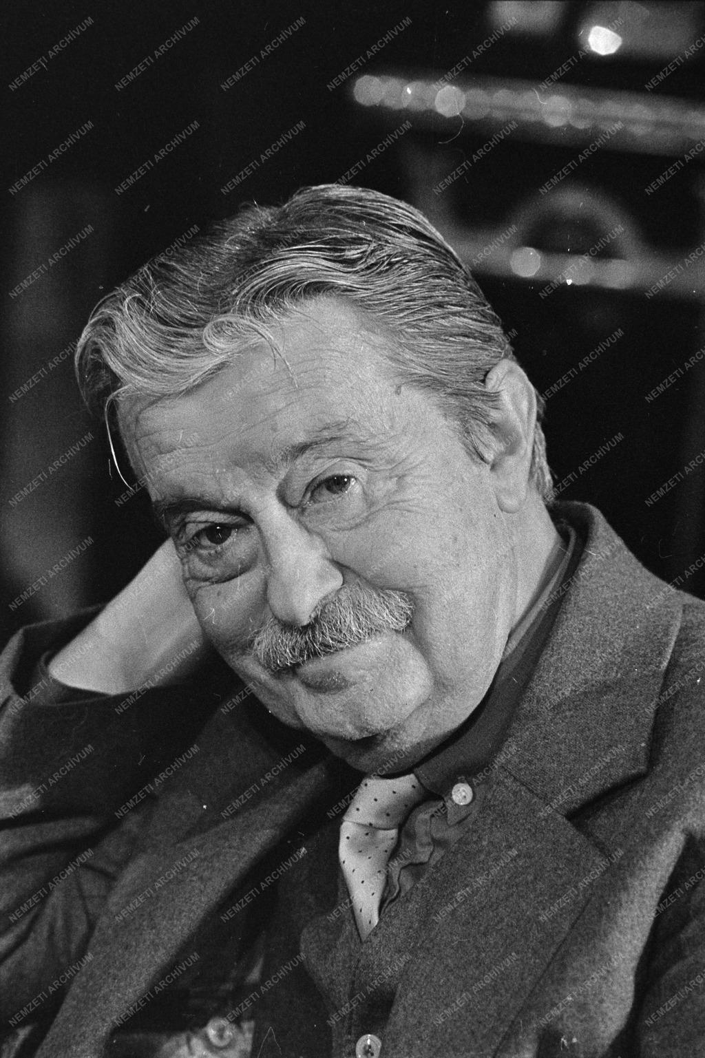 Kultúra - Mensáros László színművész