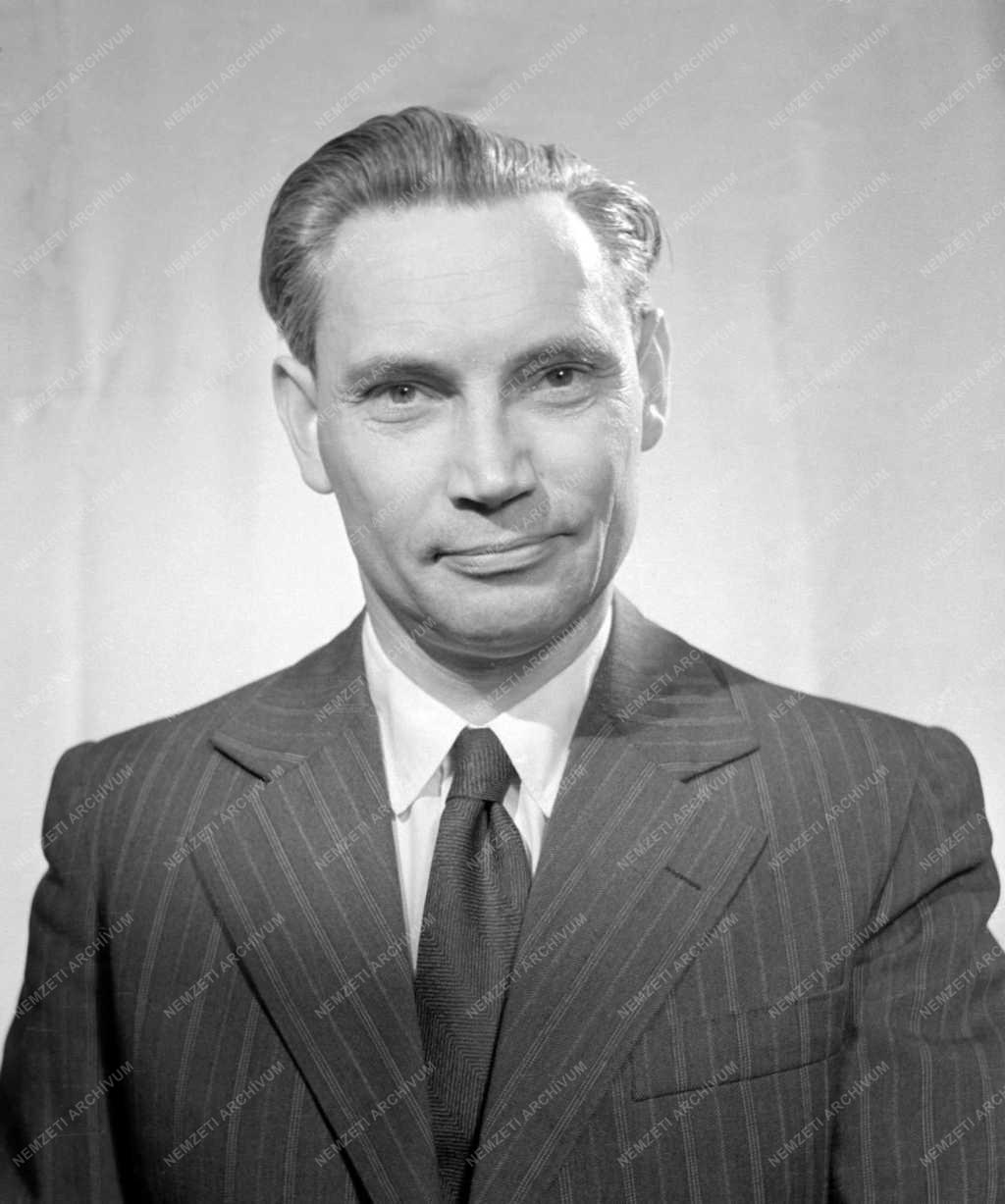 Kossuth-díjasok - Molnár Béla