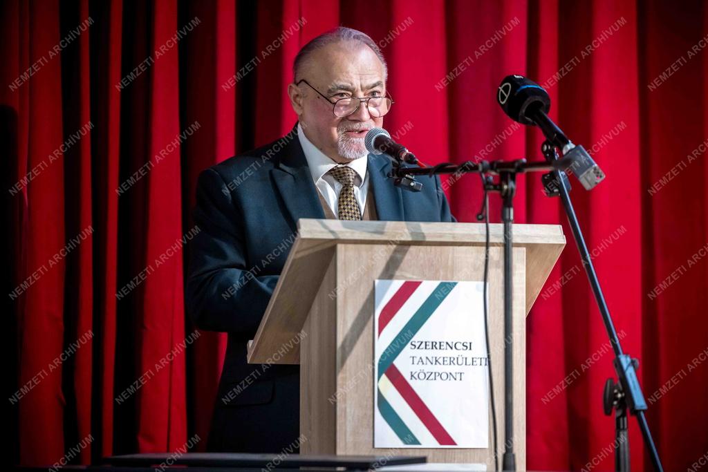 Jótékonysági művészeti gálaműsor Szerencsen