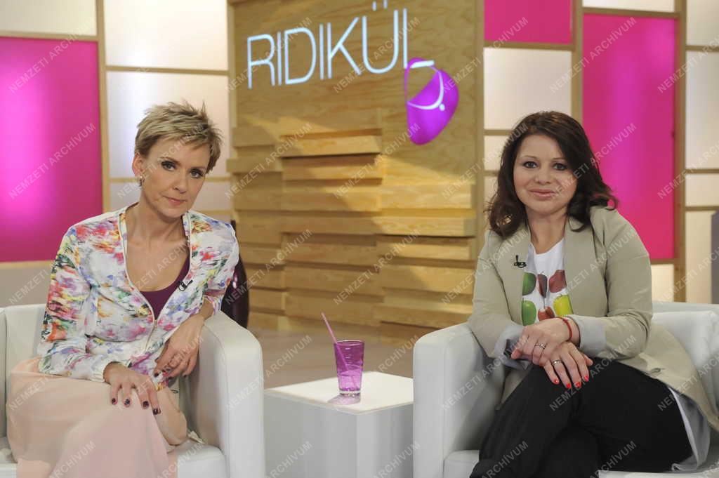 Televízió - Ridikül című női beszélgetős műsor