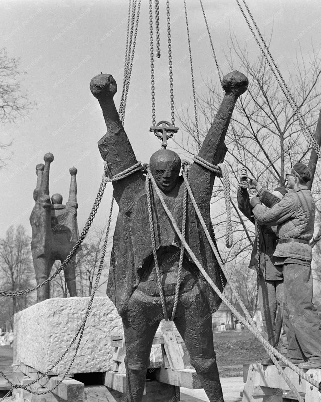 Kultúra - A mauthauseni magyar emlékmű kiállítása