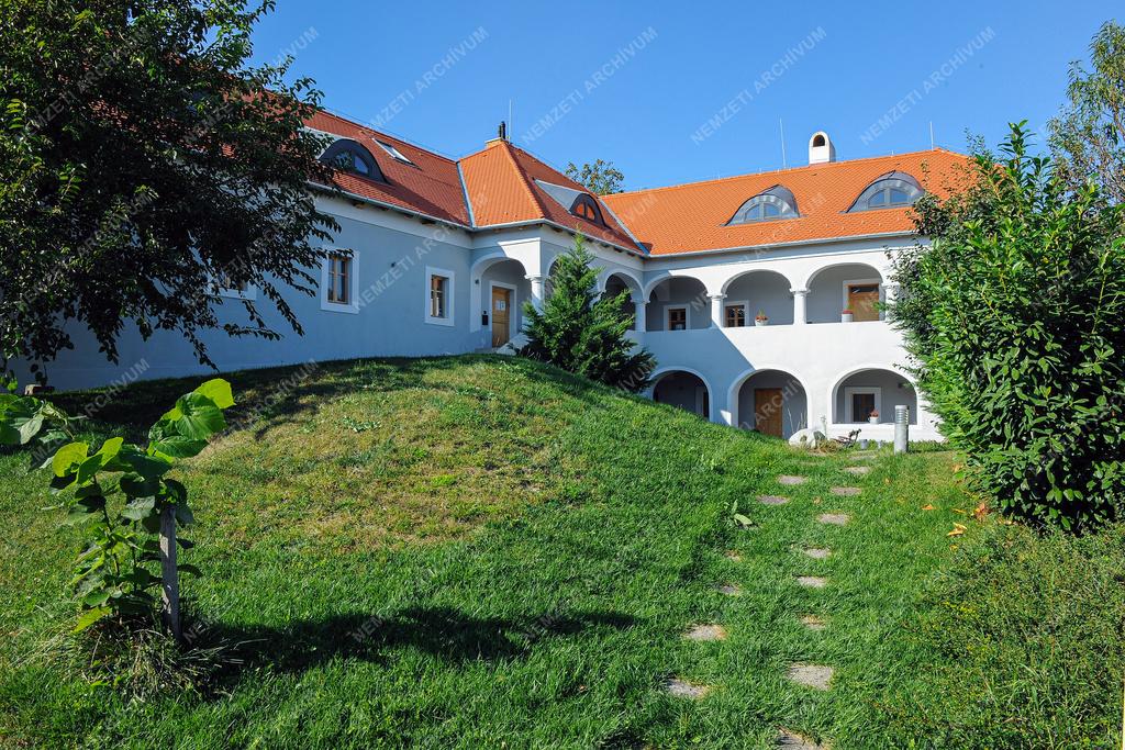 Egyházi épület - Mád - Zsinagóga