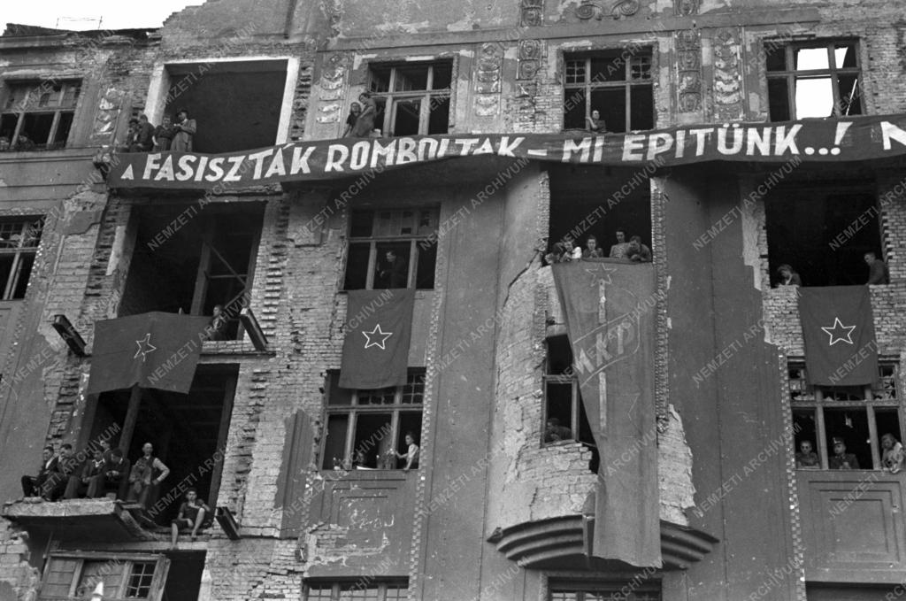 Belpolitika - Az MKP XIII. kerületi pártháza