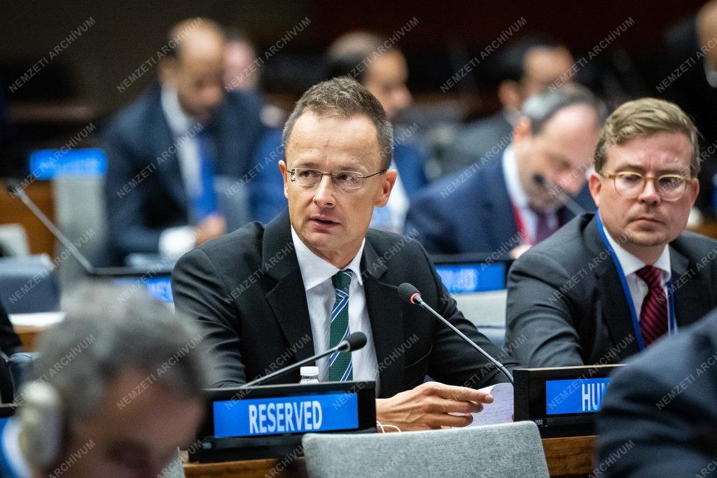 Szijjártó Péter New Yorkban