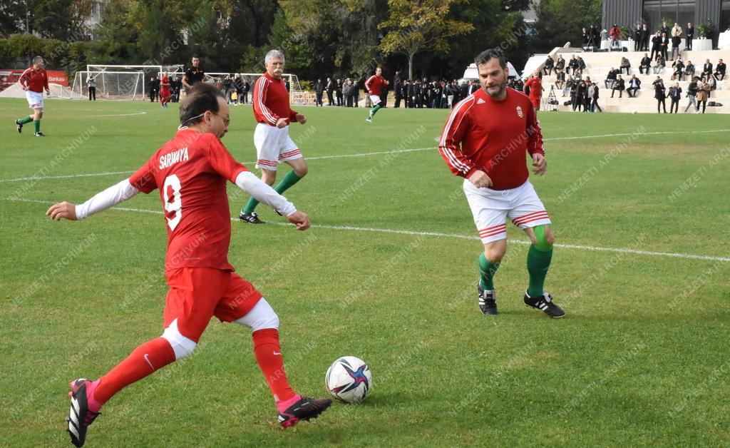 Az Országgyűlés és a Török Nagy Nemzetgyűlés labdarúgó-csapatának mérkőzése Ankarában