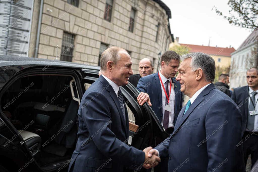 Vlagyimir Putyin Budapesten