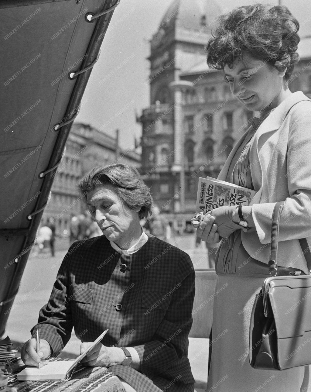 Kultúra - Könyvhét