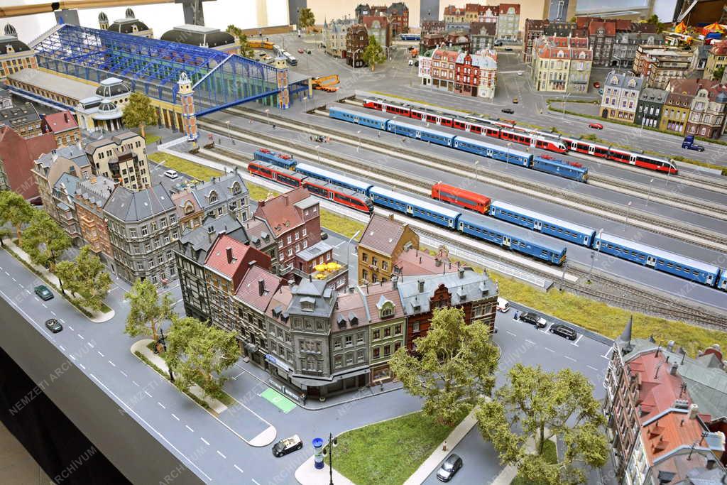 Érdekes - Budapest – Miniversum - Vasúti terepasztal