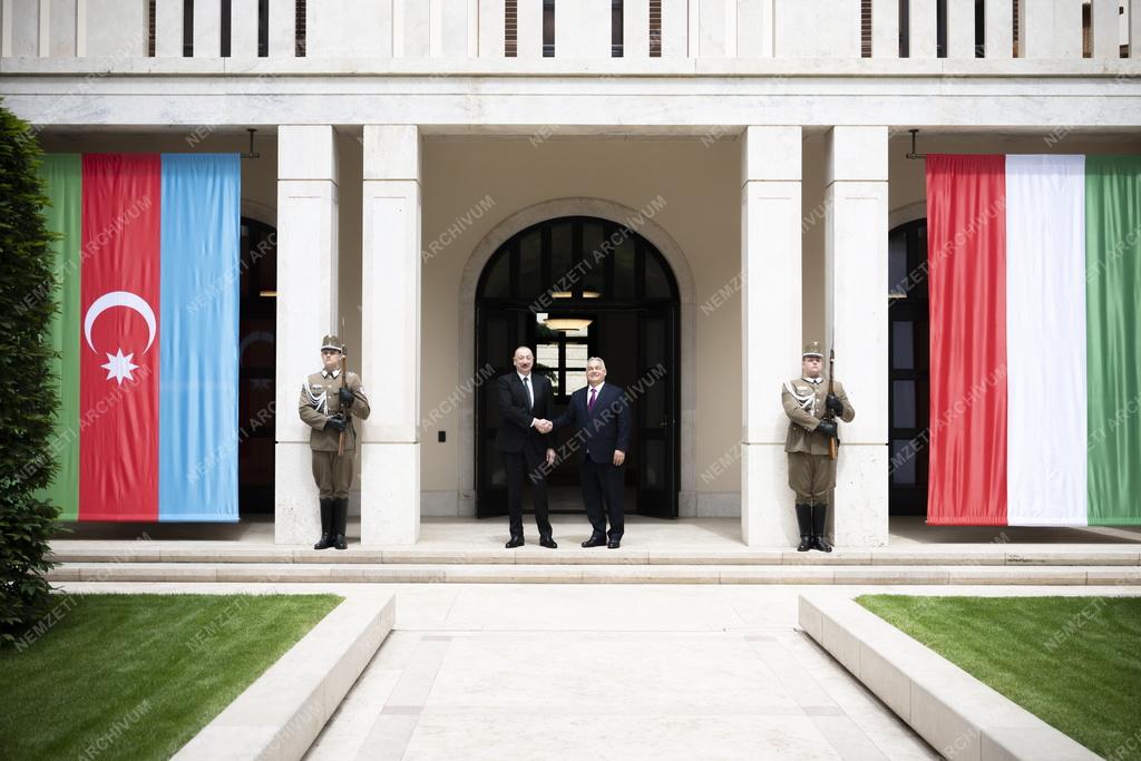 Orbán Viktor fogadta az azeri államfőt