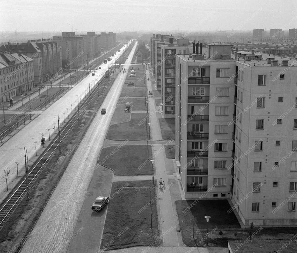 Településfejlesztés - Budapest - József Attila lakótelep