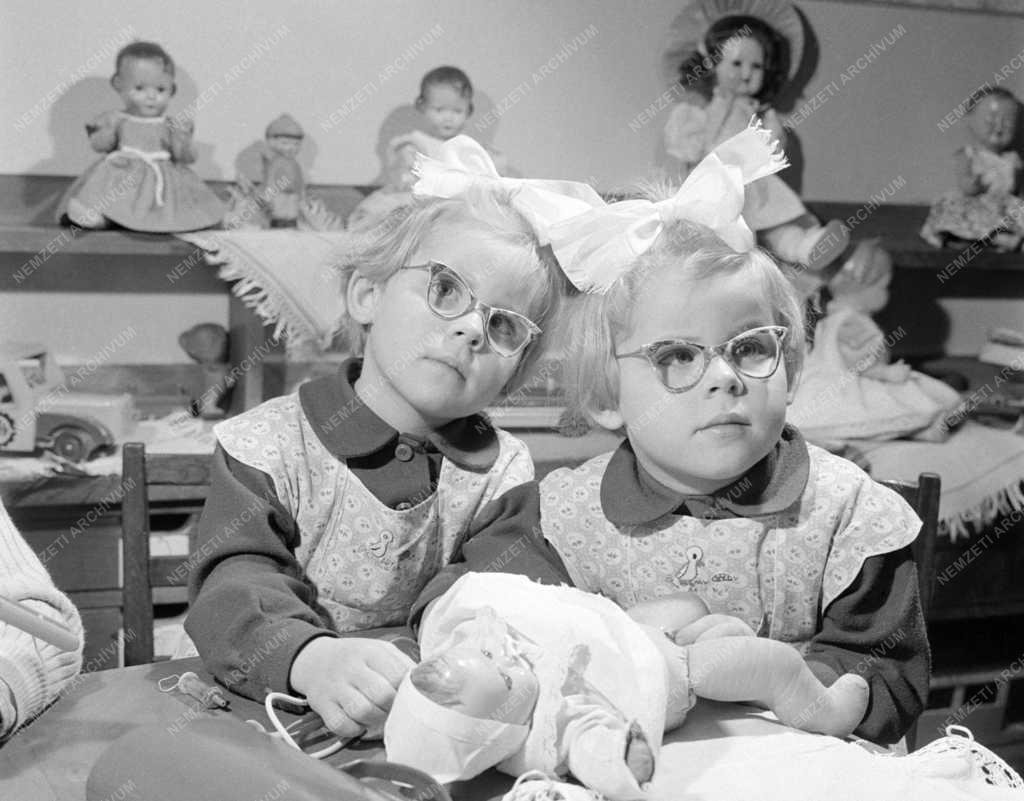 Oktatás - A kecskeméti Felsőfokú Óvónőképző Intézet óvodája