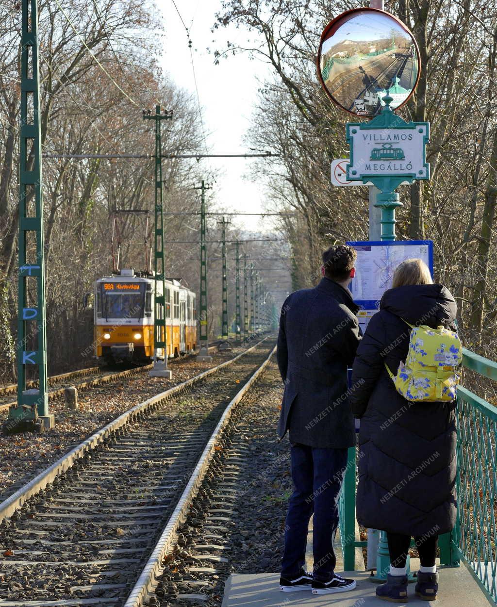 Közlekedés - Budapest - A BKK régi villamos megállója