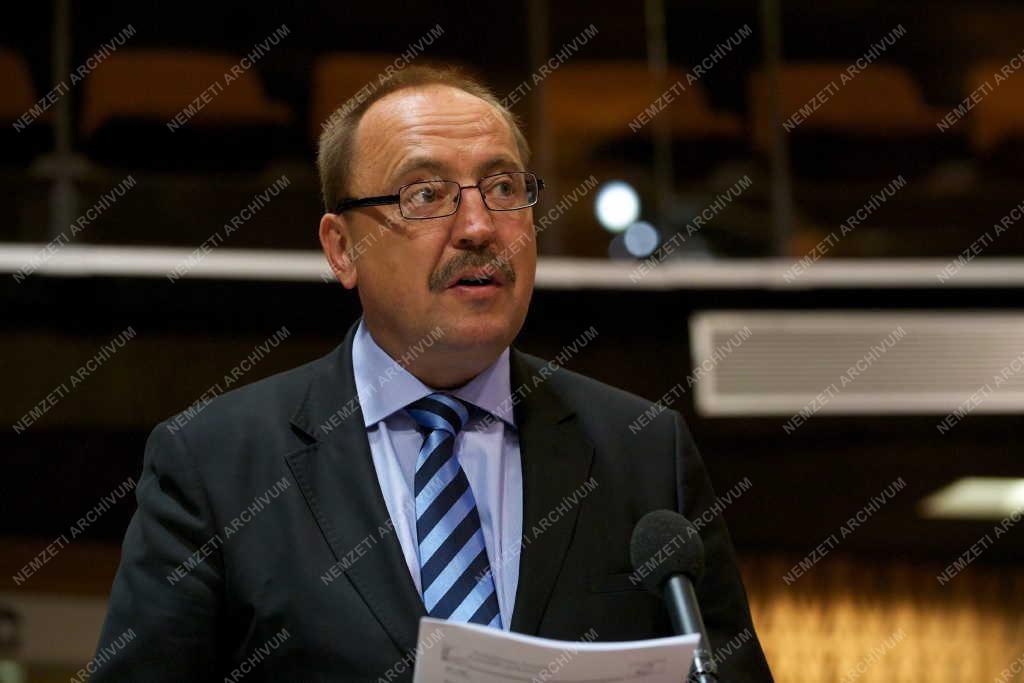 Németh Zsoltot alelnökké választották az Európa Tanács Parlamenti Közgyűlése néppárti képviselőcsoportjában