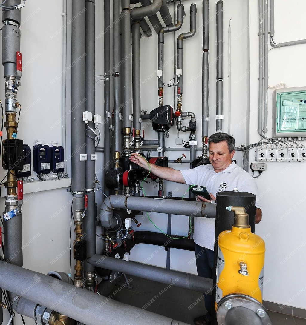 Energia - Téglás - Napkollektor fejlesztése és forgalmazása 
