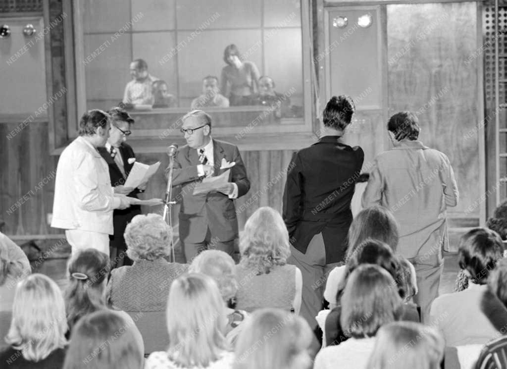 Kultúra - Filmforgatás a rádiókabaré felvételén