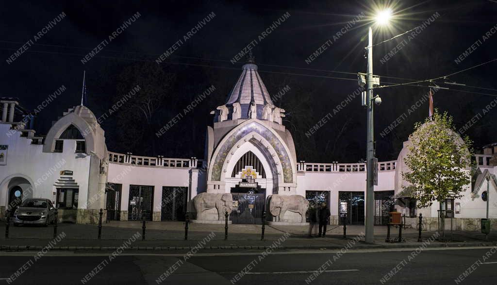 Épület - Budapest - A Fővárosi Állat- és Növénykert főkapuja